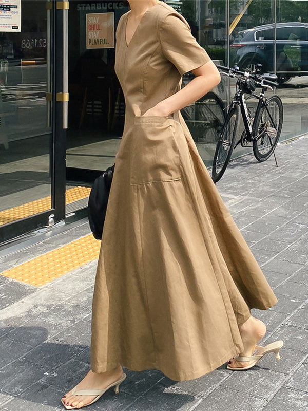 Beautifully Crafted Dress in a Classic Style