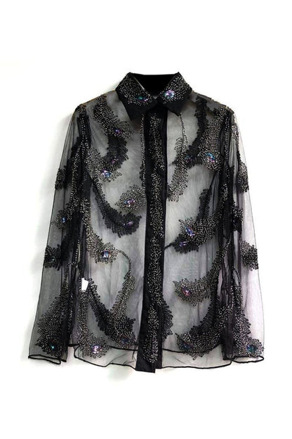Classic Vintage Blouse with a Flattering Fit