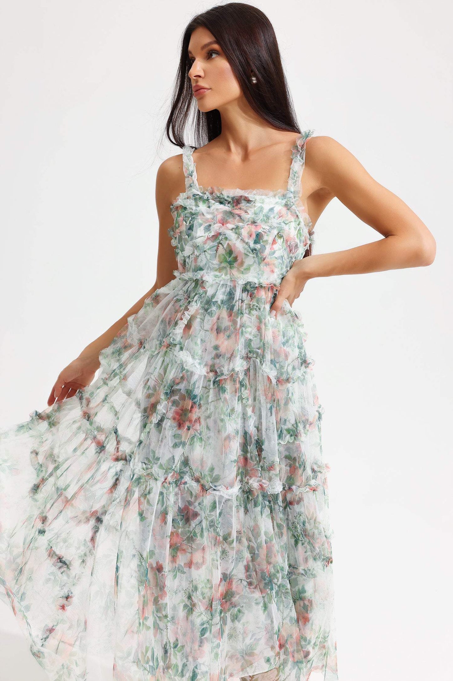 Beautifully Crafted Dress in a Classic Style