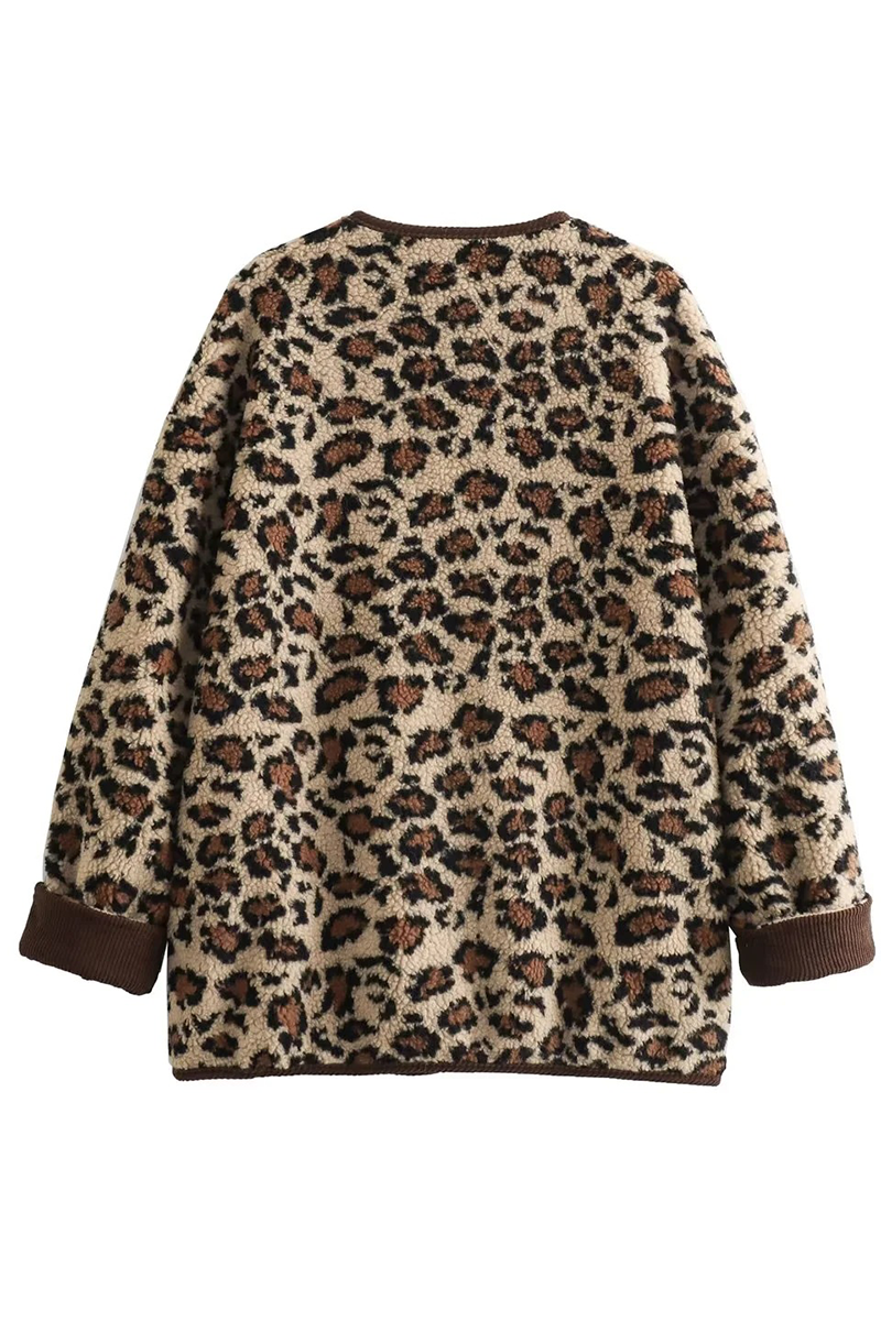 Beautifully Finished Garment in a Timeless Design