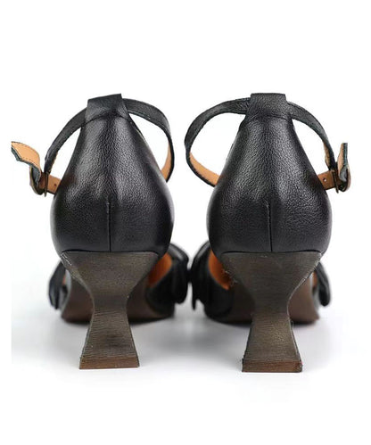 Beautifully Crafted Sandals in a Classic Style