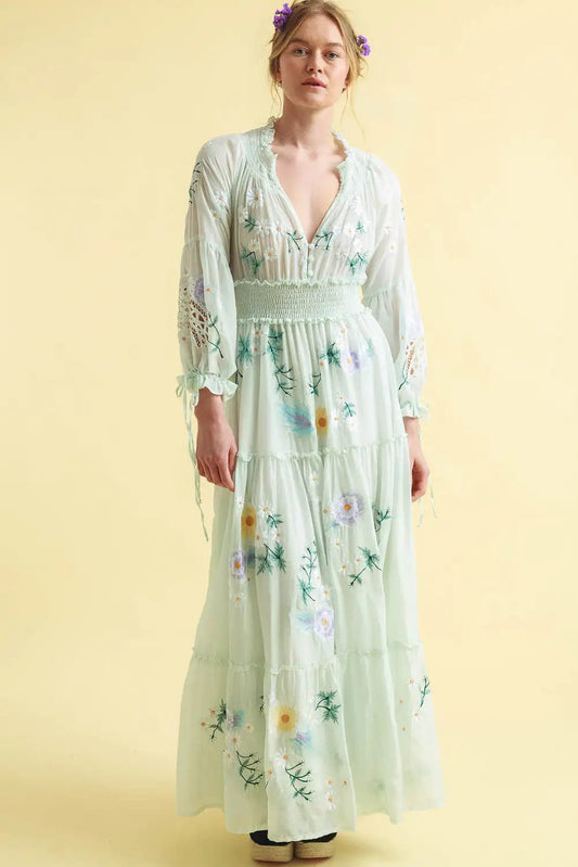 Gracefully Styled Dress for Any Occasion