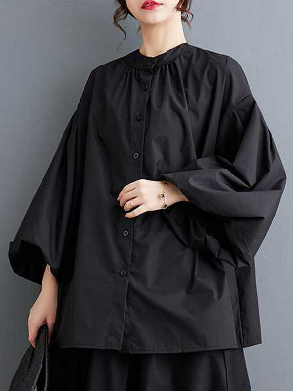 Sophisticated Blouse with a Clean Classic Look