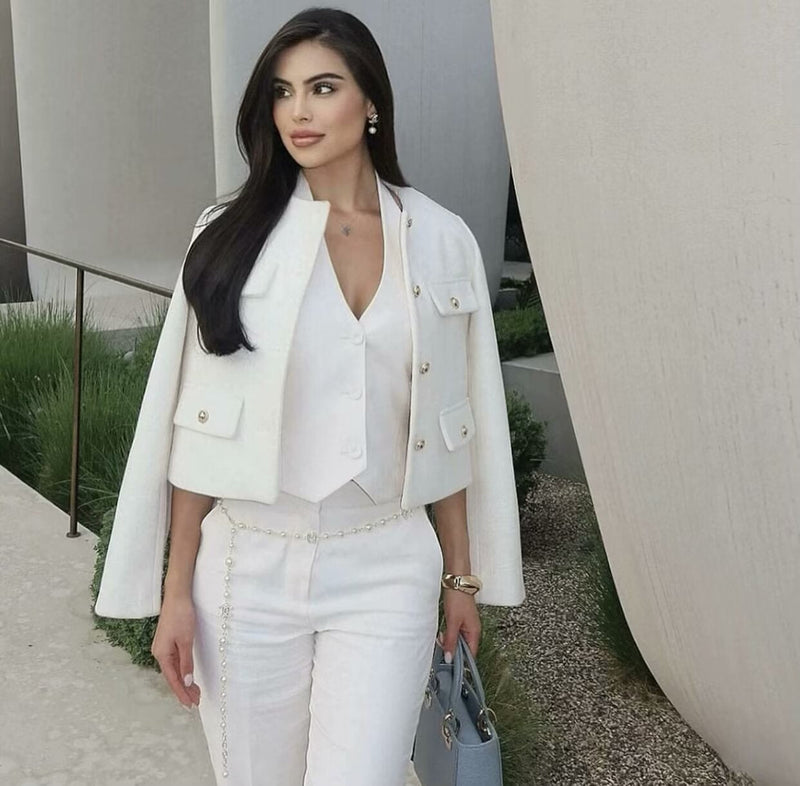Polished Jacket with an Effortless Classic Look