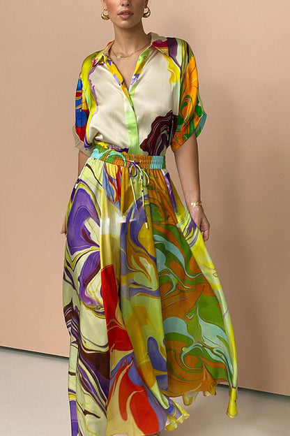 Classic Vintage Blouse with a Flattering Fit