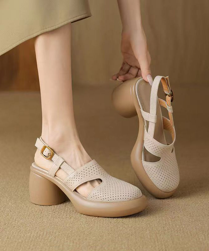 Classic Vintage Sandals with a Flattering Fit