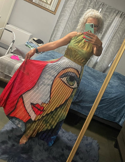 Gracefully Styled Dress for Any Occasion