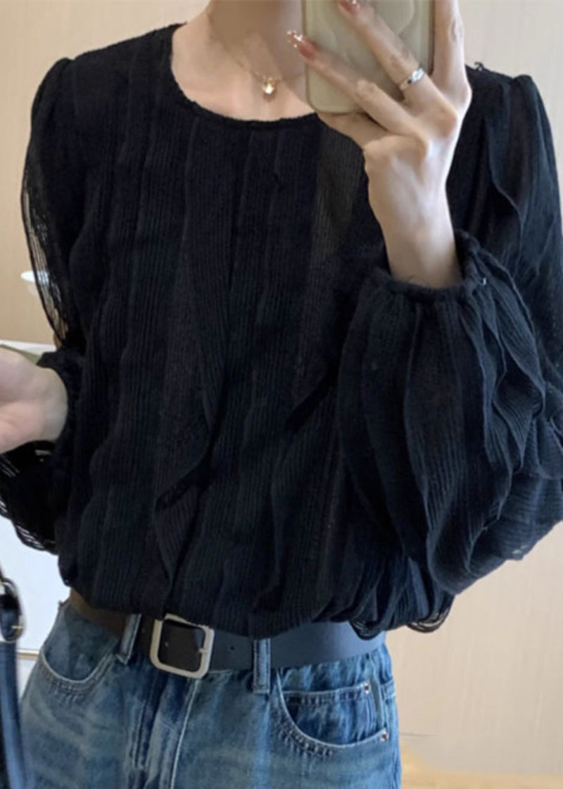 Well Tailored Top with a Graceful Silhouette