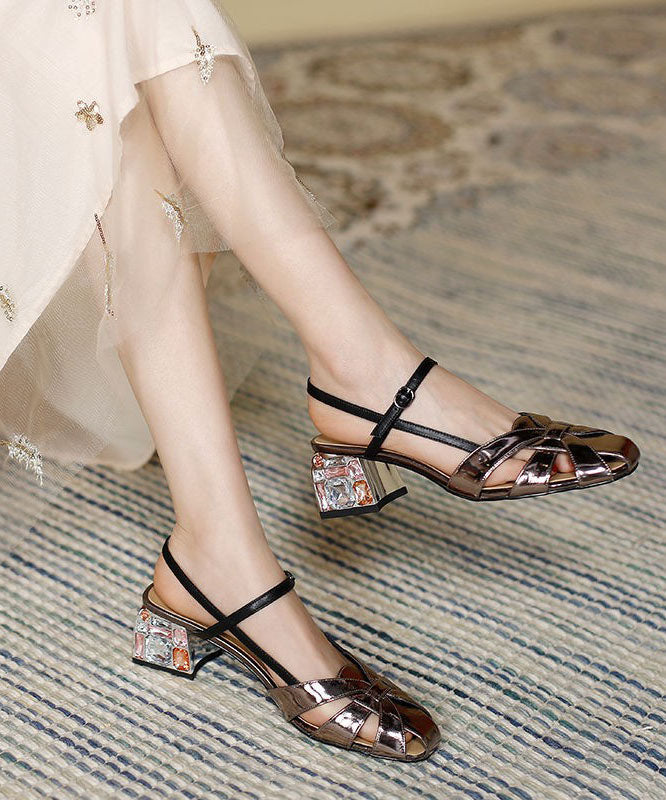 Classic Vintage Sandals with a Flattering Fit