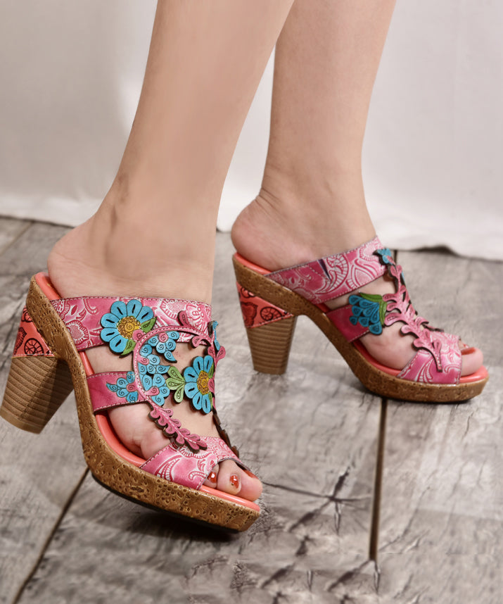 Classic Vintage Sandals with a Flattering Fit