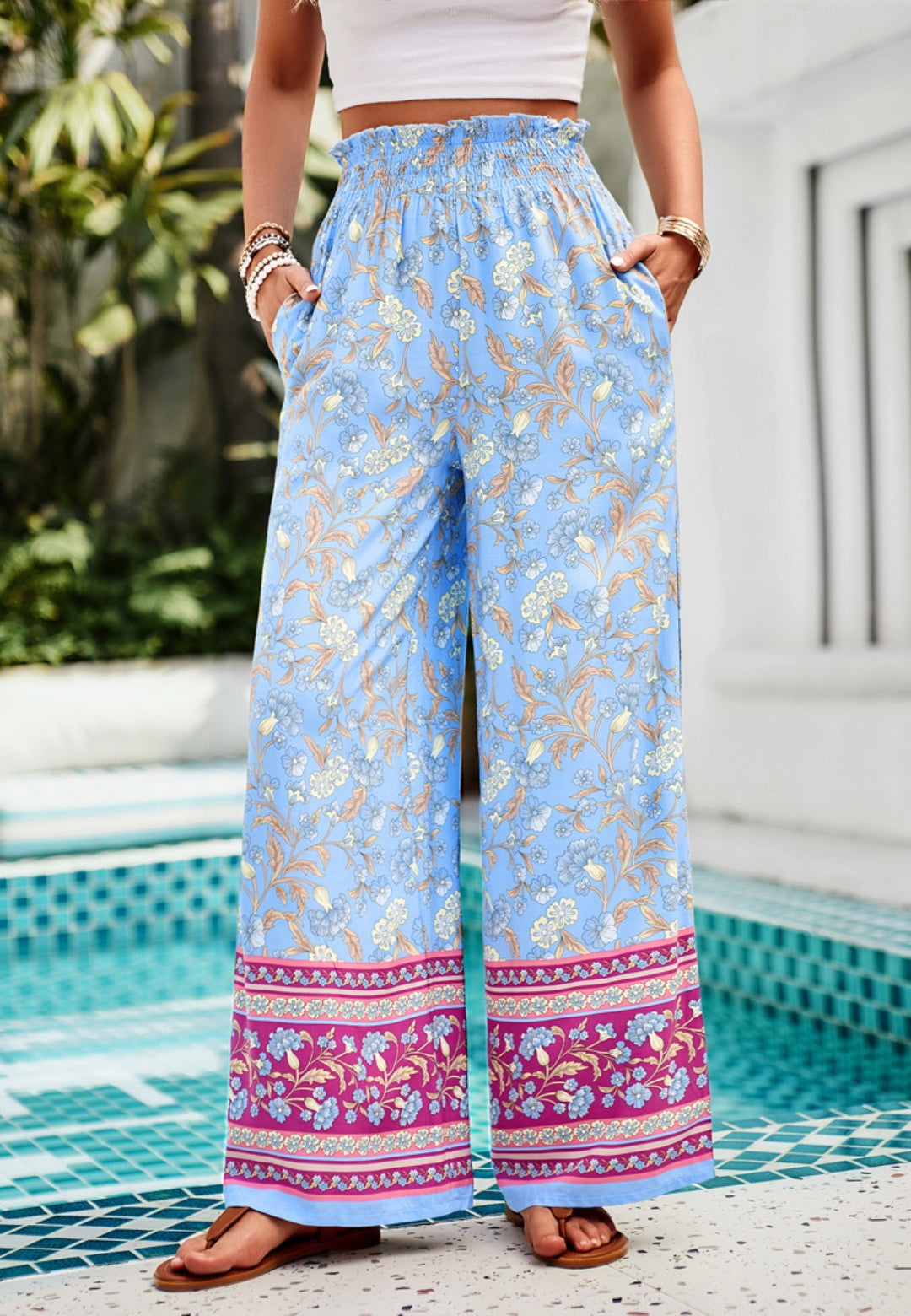 Classic Vintage Pants with a Flattering Fit