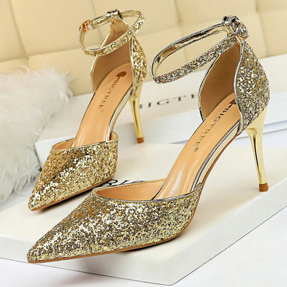 A Vintage Style Heels with Delicate Timeless Details