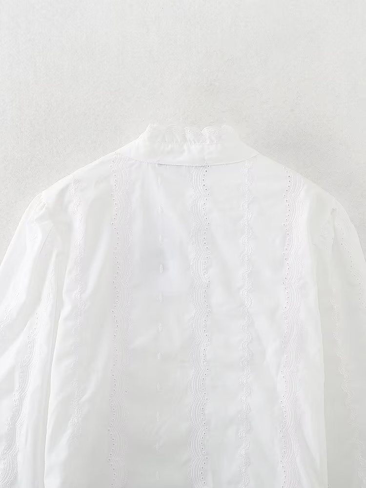 Beautifully Finished Shirt in a Timeless Design