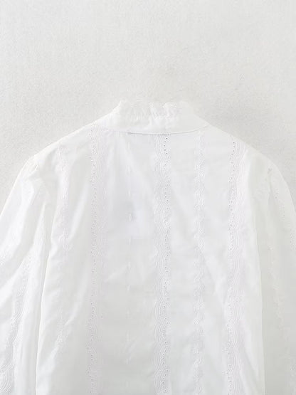 Beautifully Finished Shirt in a Timeless Design