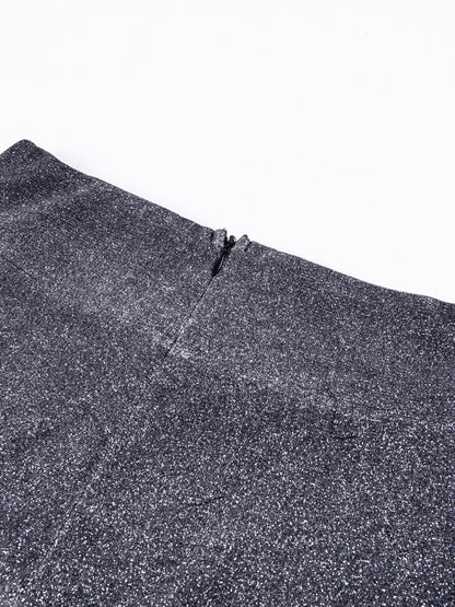 Well Tailored Trousers with a Graceful Silhouette