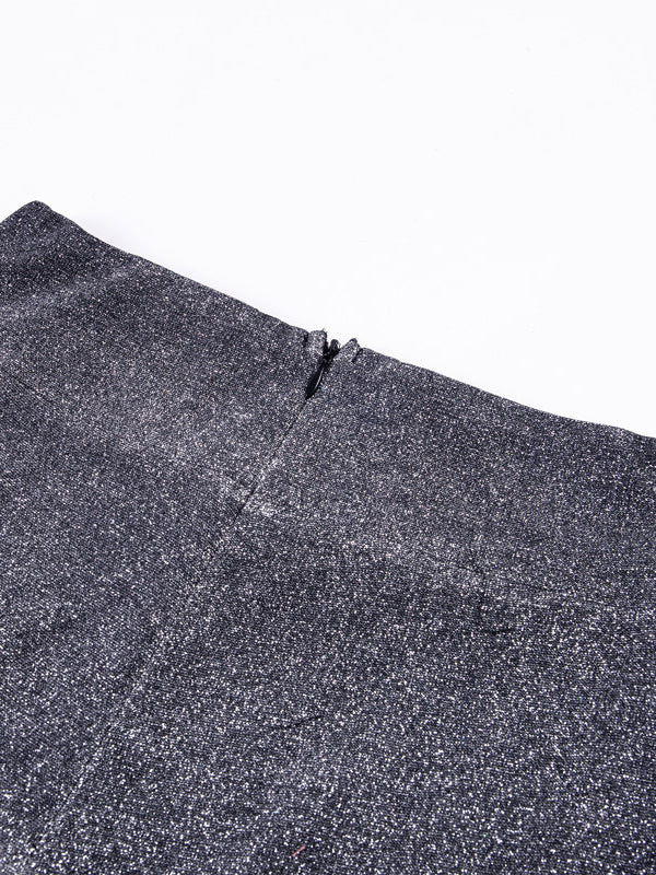 Effortlessly Elegant Pants with a Timeless Design