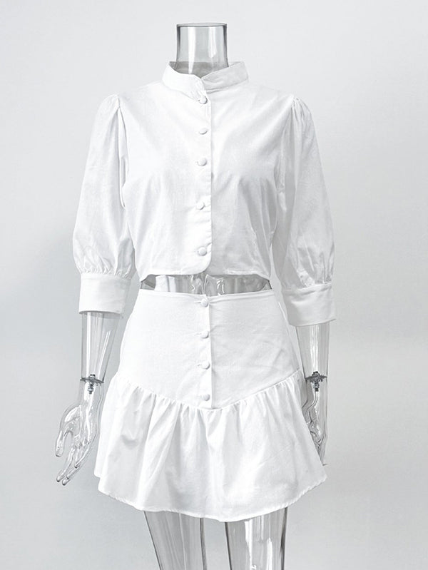 Effortlessly Elegant Blouse with a Timeless Design