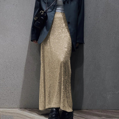 Well Tailored Garment with a Graceful Silhouette