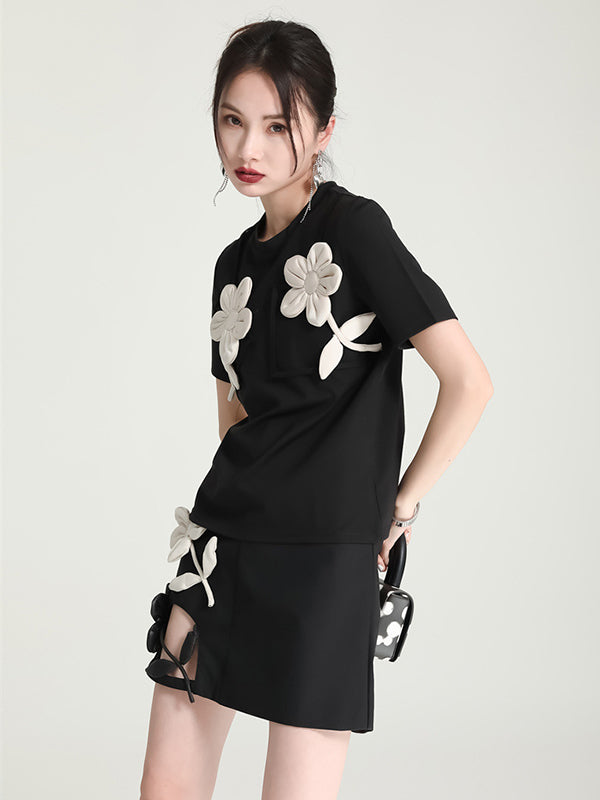 Well Tailored T-Shirt with a Graceful Silhouette