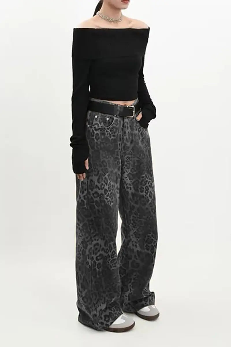 Sophisticated Garment with a Clean Classic Look