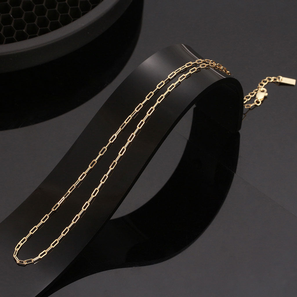 Sophisticated Garment with a Clean Classic Look