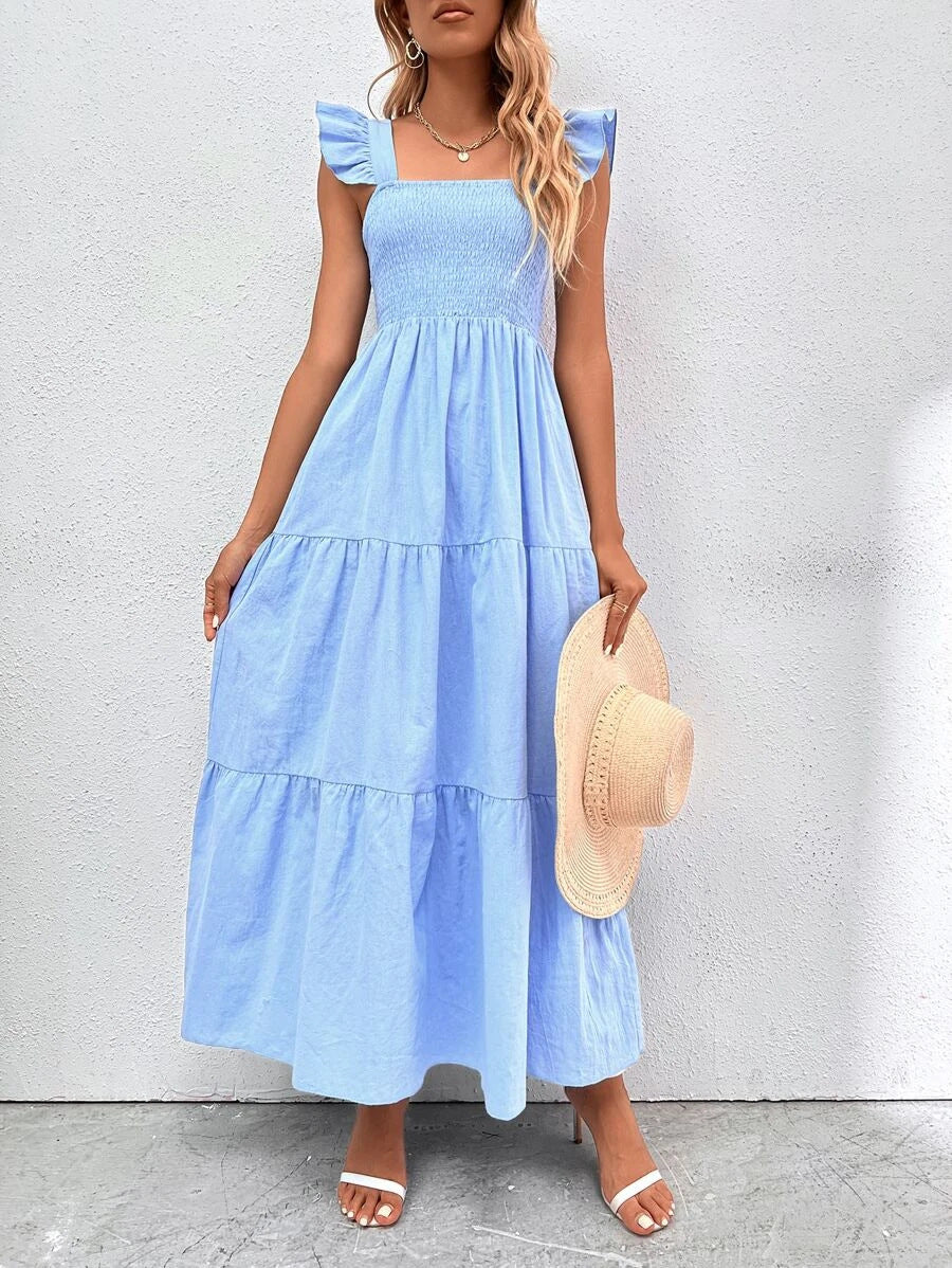 Beautifully Finished Dress in a Timeless Design