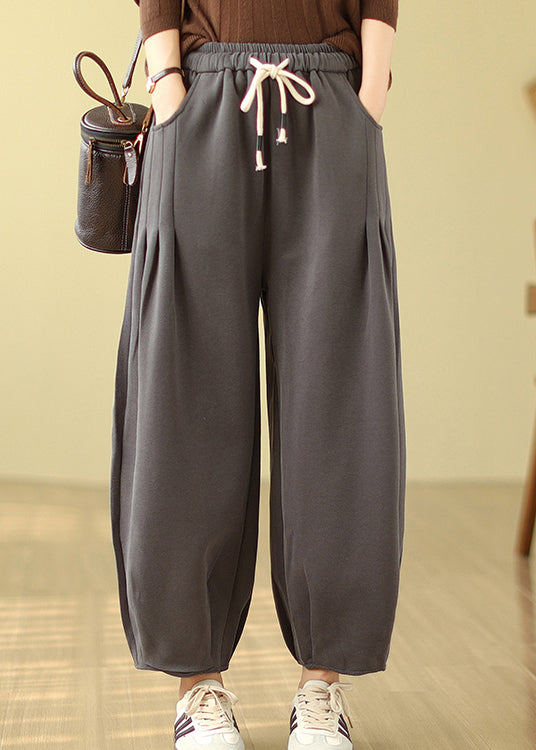 Classic Vintage Pants with a Flattering Fit