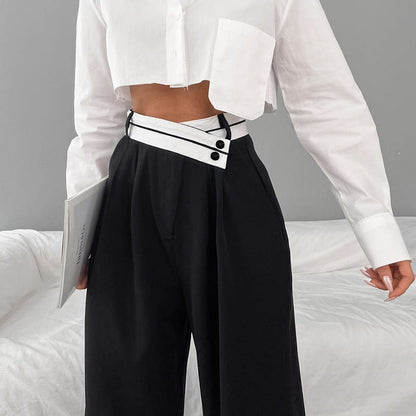 Effortlessly Elegant Pants with a Timeless Design