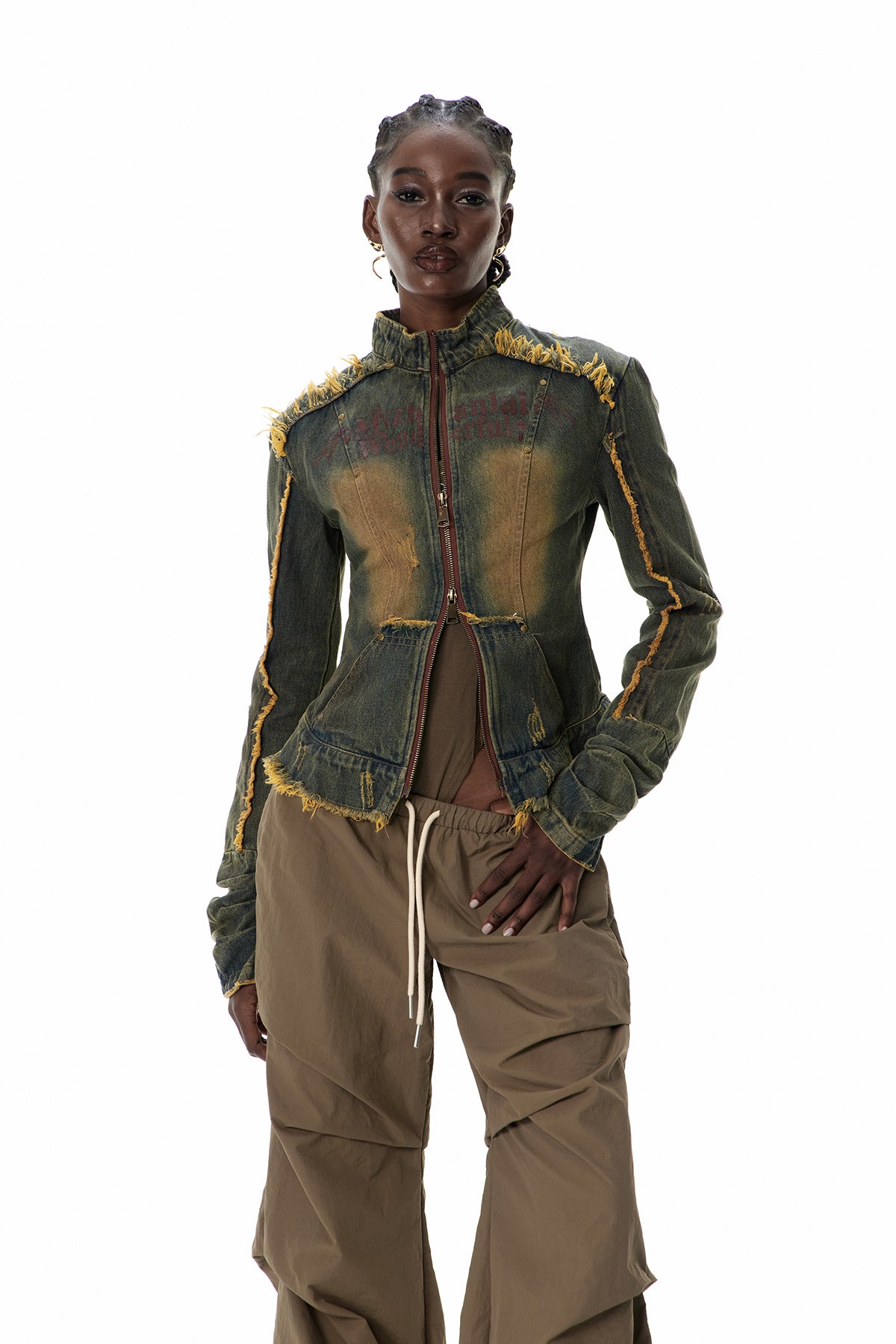 Beautifully Finished Top in a Timeless Design
