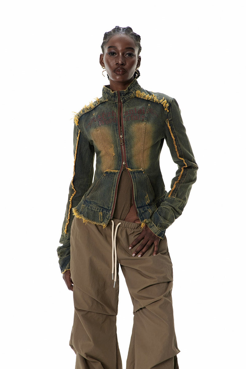 Beautifully Finished Top in a Timeless Design