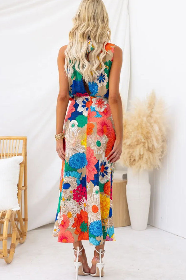Classic Vintage & Enduringly Stylish Dress