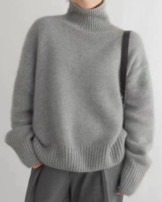 Well Tailored Sweater with a Graceful Silhouette