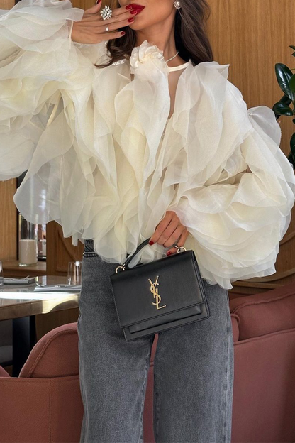 Beautifully Crafted Blouse in a Classic Style