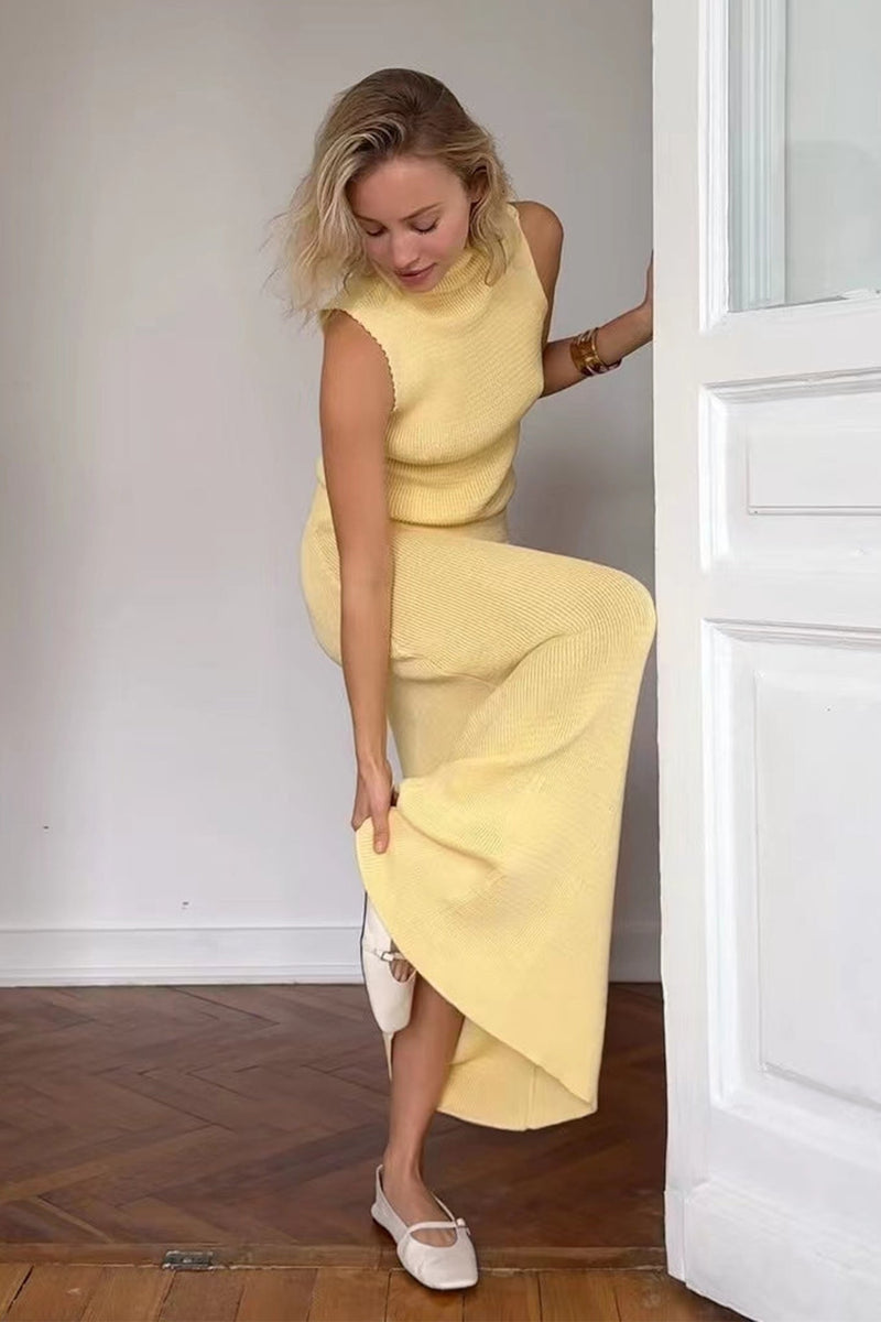 Gracefully Styled Garment for Any Occasion