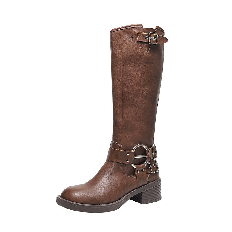 Polished Boots with an Effortless Classic Look