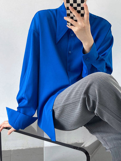 Sophisticated Blouse with a Clean Classic Look