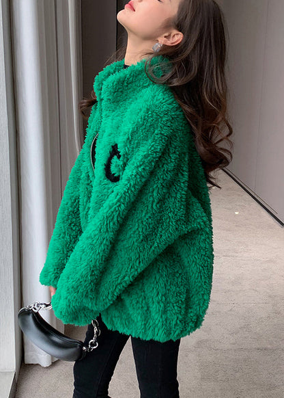 Gracefully Styled Coat for Any Occasion