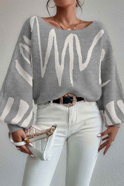 Well Tailored Sweater with a Graceful Silhouette