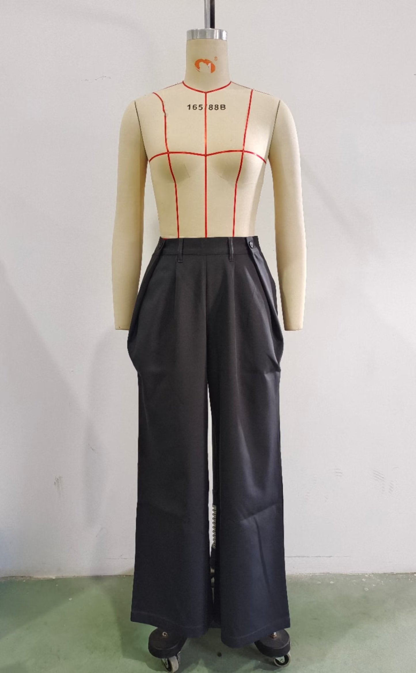 Classic Vintage Top with a Flattering Fit