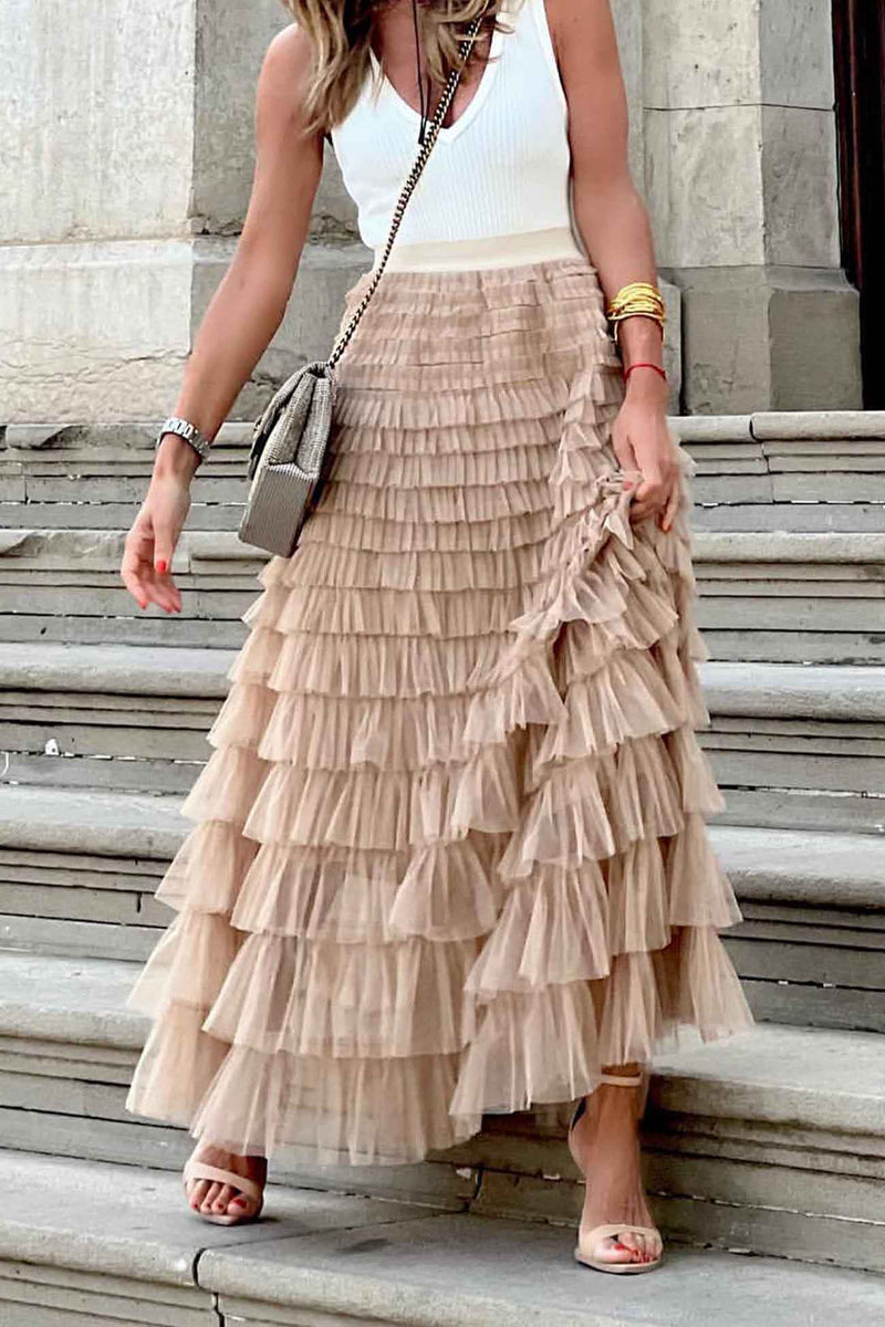 Effortlessly Elegant Garment with a Timeless Design