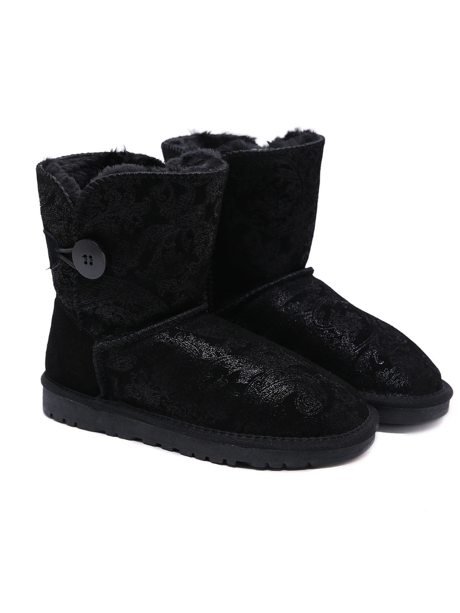 Elegantly Styled Boots for Everyday Wear