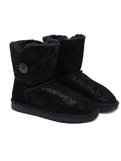 Elegantly Styled Boots for Everyday Wear