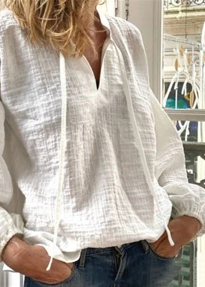 Sophisticated Blouse with a Clean Classic Look