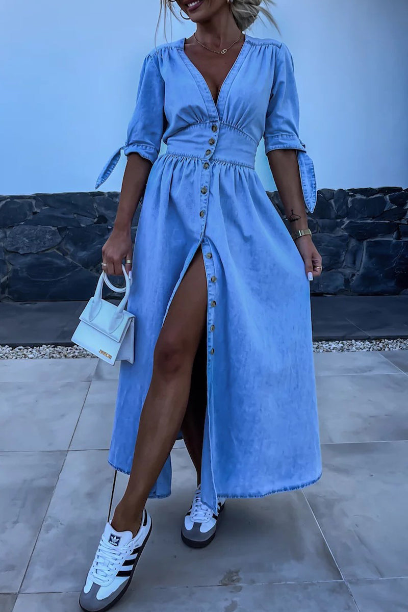Beautifully Finished Dress in a Timeless Design