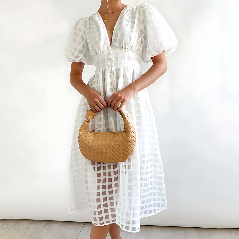 Beautifully Crafted Dress in a Classic Style