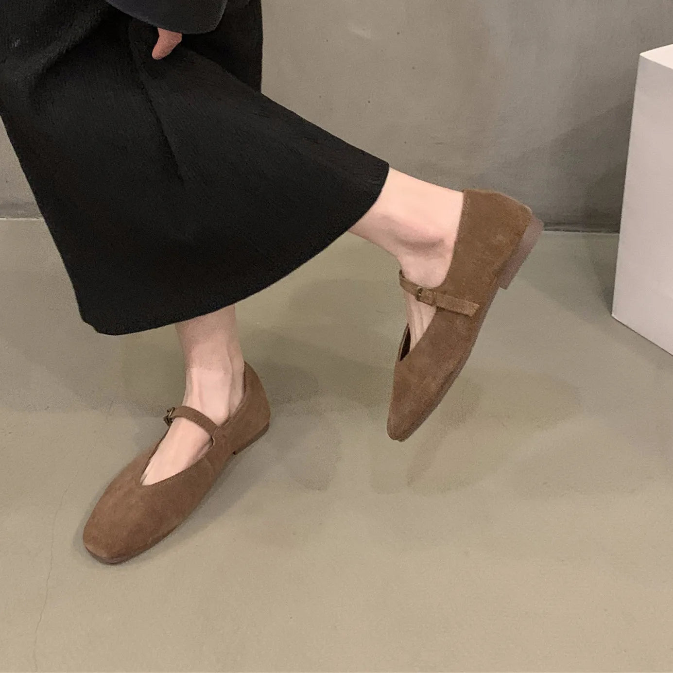 Classic Vintage Shoes with a Flattering Fit