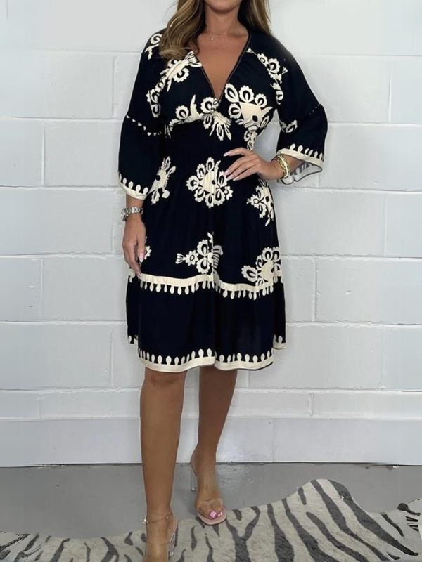 Gracefully Styled Dress for Any Occasion