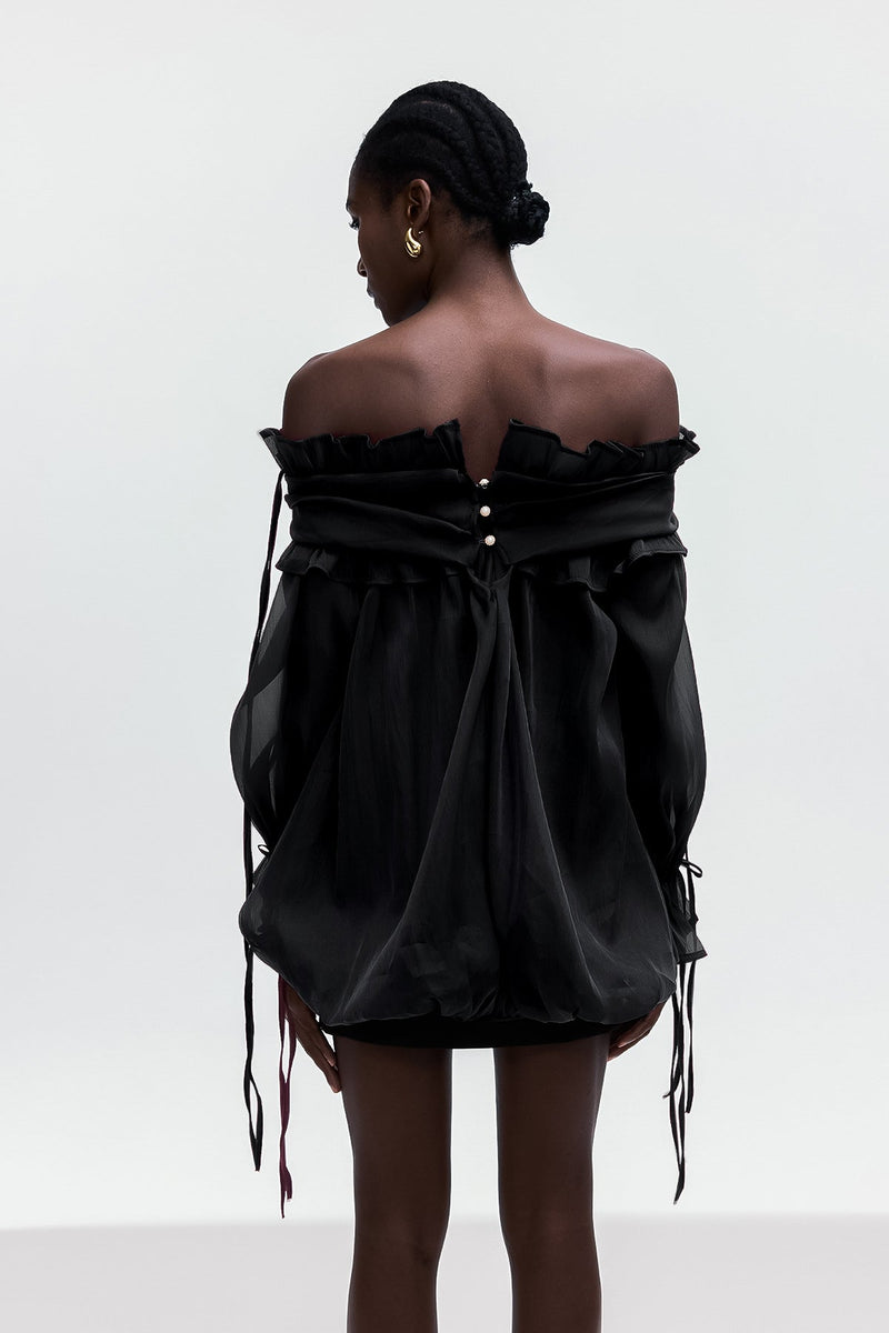 Classic Vintage & Enduringly Stylish Top