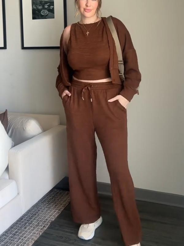 Classic Vintage Pants with a Flattering Fit