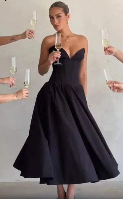 Sophisticated Dress with a Clean Classic Look